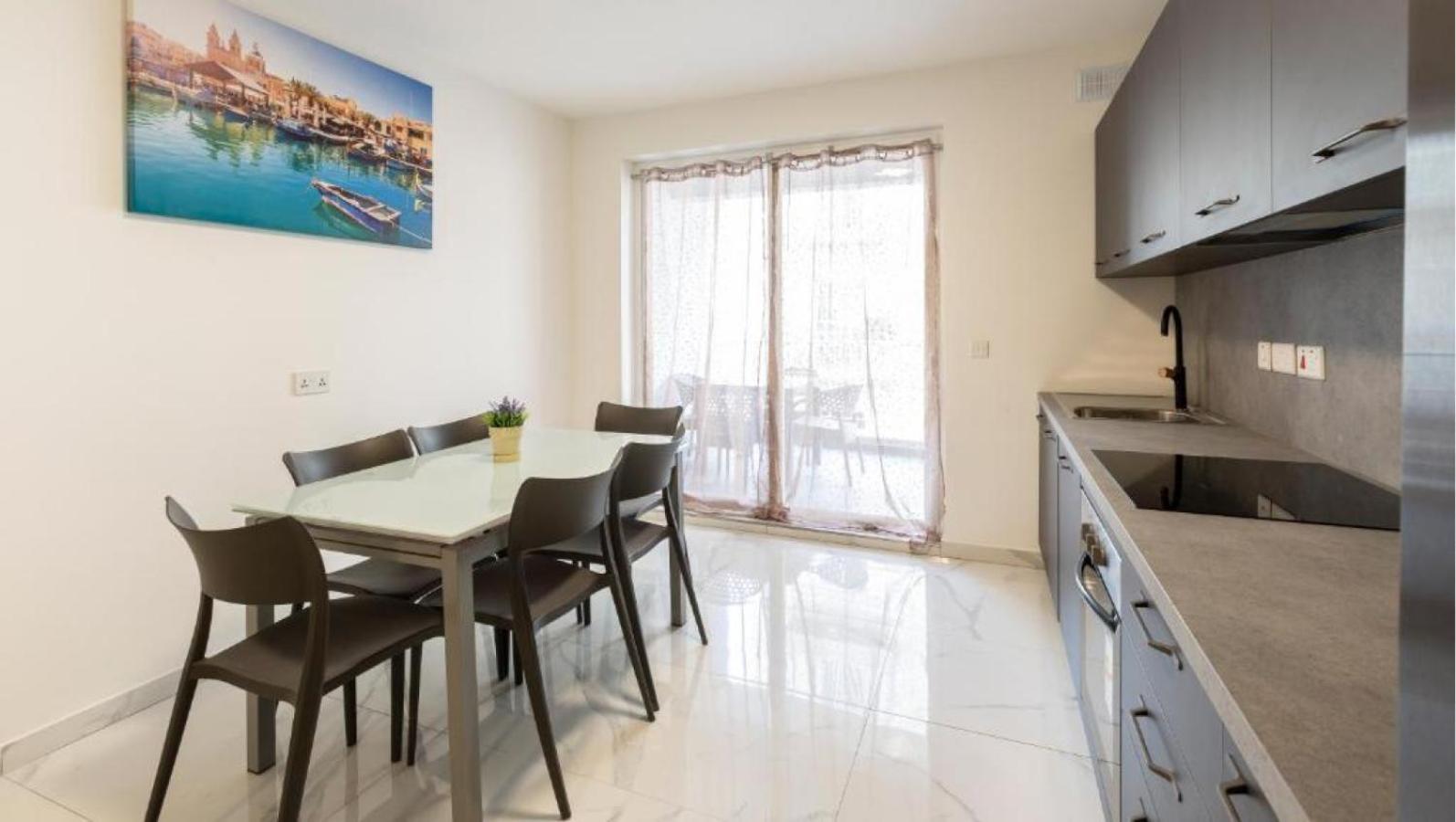 New And Modern Home In Bugibba, Great Location Σεντ Πόλς Μπέι Εξωτερικό φωτογραφία